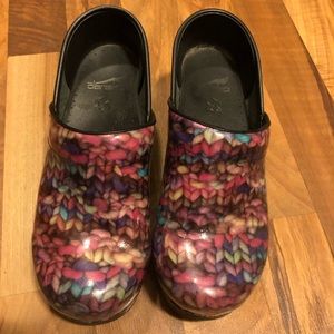 Dansko size 37